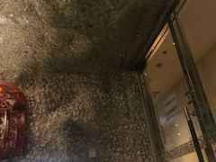 -裕龙汤泉