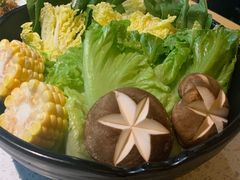 杂菜拼盘-顺德公广东猪肚鸡·煲仔饭(白石洲店)