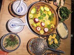 -洱火云南酸菜牛肉火锅(石景山当代商城店)