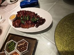 -品悦酒店(三林古镇店)