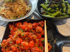 -巴厘龙虾·榜首油焖大虾(音乐学院·沿江酒馆店)