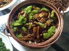 牛肝菌焖饭-朱家小厨(红塔西路店)