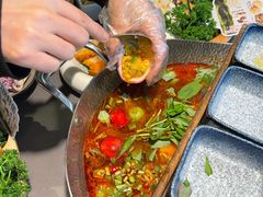 -楠小云·云南鲜牛野生菌自助火锅(九眼桥店)