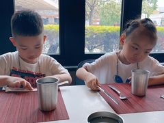 -WOLFGANG PUCK KITCHEN & BAR(迪士尼小镇店)