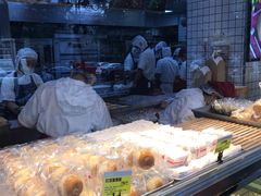 -鲍师傅糕点(江苏路店)