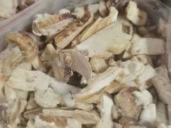 -东巴谷野生菌火锅餐厅