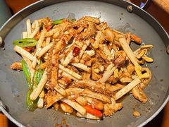 -魏铭鱼头捞饭(晋阳路店)