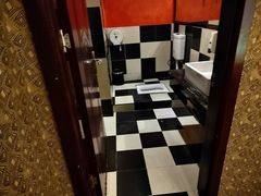 -钱莊Party连锁KTV(黄江星光城店)