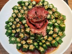 黑椒牛肉拼秋葵-将相和·海鲜蒸饺大连菜