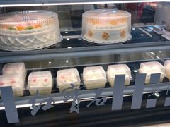 -红宝石·鲜奶小方·海派西点房(浦三店)