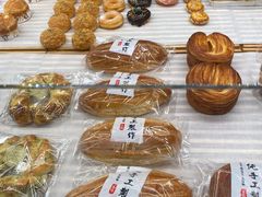 -秋田满满烘焙店