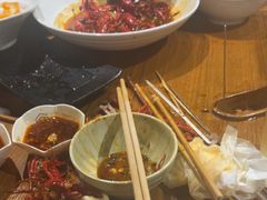 -琥珀老六龙虾(四里河店)