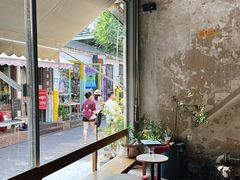 -VOYAGE COFFEE 咖啡烘焙工坊店(798艺术区店)