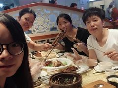 -巴扎美食·新疆菜·西域歌舞表演餐厅(新疆大厦店)