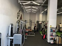 -汗水空间私教健身连锁(SM广场店)