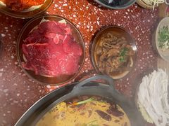 -赵美丽·重庆社区火锅·直营店(火车东站·中豪国际店)