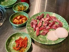 -欧巴炭烤肉오빠숯불구이(南京东路店)