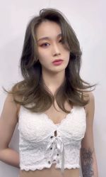 -变画·发型STUDIO