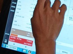 -三亚火车头万人海鲜广场