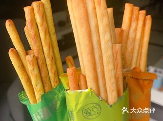 根根酥脆到掉渣！我一口气吃三盒！