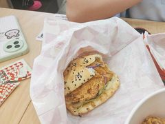 -塔斯汀中国汉堡(白云京溪地铁站店)