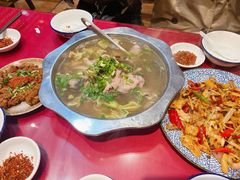 -谢老五跷脚牛肉·非遗传承店