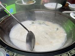 -陈大锅·岳阳鱼馆·地道岳阳菜(美食街店)