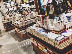 -西西弗书店&矢量咖啡(凯德晶萃广场店)