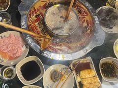 -洞亭火锅(防空洞总店)