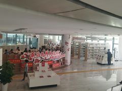 -广州市白云区图书馆