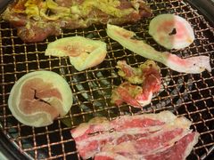 烤圆切五花肉-韩悦牛排烤肉无限续(宝能中心店)