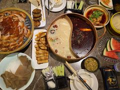 -三人行骨头王火锅(长寿店)
