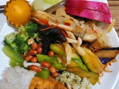 -感恩心素食馆(百世广场店)