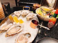 -wineapp葡萄酒餐吧(外滩金融中心店)