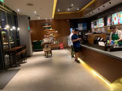 -星巴克(真如星光耀广场店)