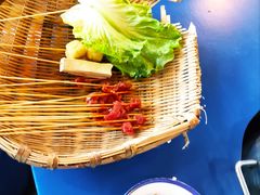 -马路边边老成都串串香(星耀城店)
