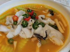 招牌川香酸菜鱼-柒园·三十年创意杭帮菜(龙湖滨江天街店)