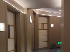 -耳湾躺式采耳SPA馆(保利五月花店)
