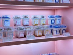 -好利来(上海长宁龙之梦店)