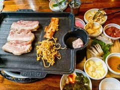 -Dombe豚(黑猪肉街店)