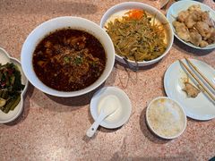 -红樱桃·欢乐餐厅(太原里店)