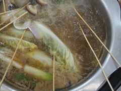 -袁记串串香(泉水轻轨站店)