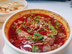 酸汤肥牛-紫燕百味鸡(沧源店)