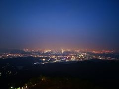 -定都峰