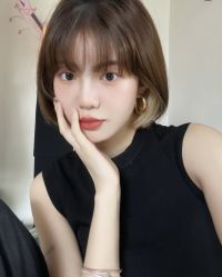 -BULB STUDIO 巴柏明星发型工作室