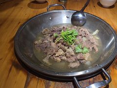 -大众跷脚牛肉馆·非遗传承单位(峨眉山店)