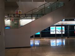 -新百广场(地铁站)