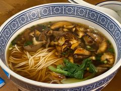 蛤蜊猪肝面-沪西老弄堂面馆(定西路店)