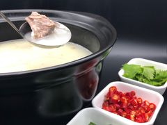 -臻吃客主题餐厅(人民路店)
