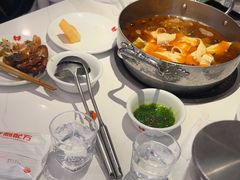 -七欣天香辣蟹火锅(闵行浦江欢乐颂店)